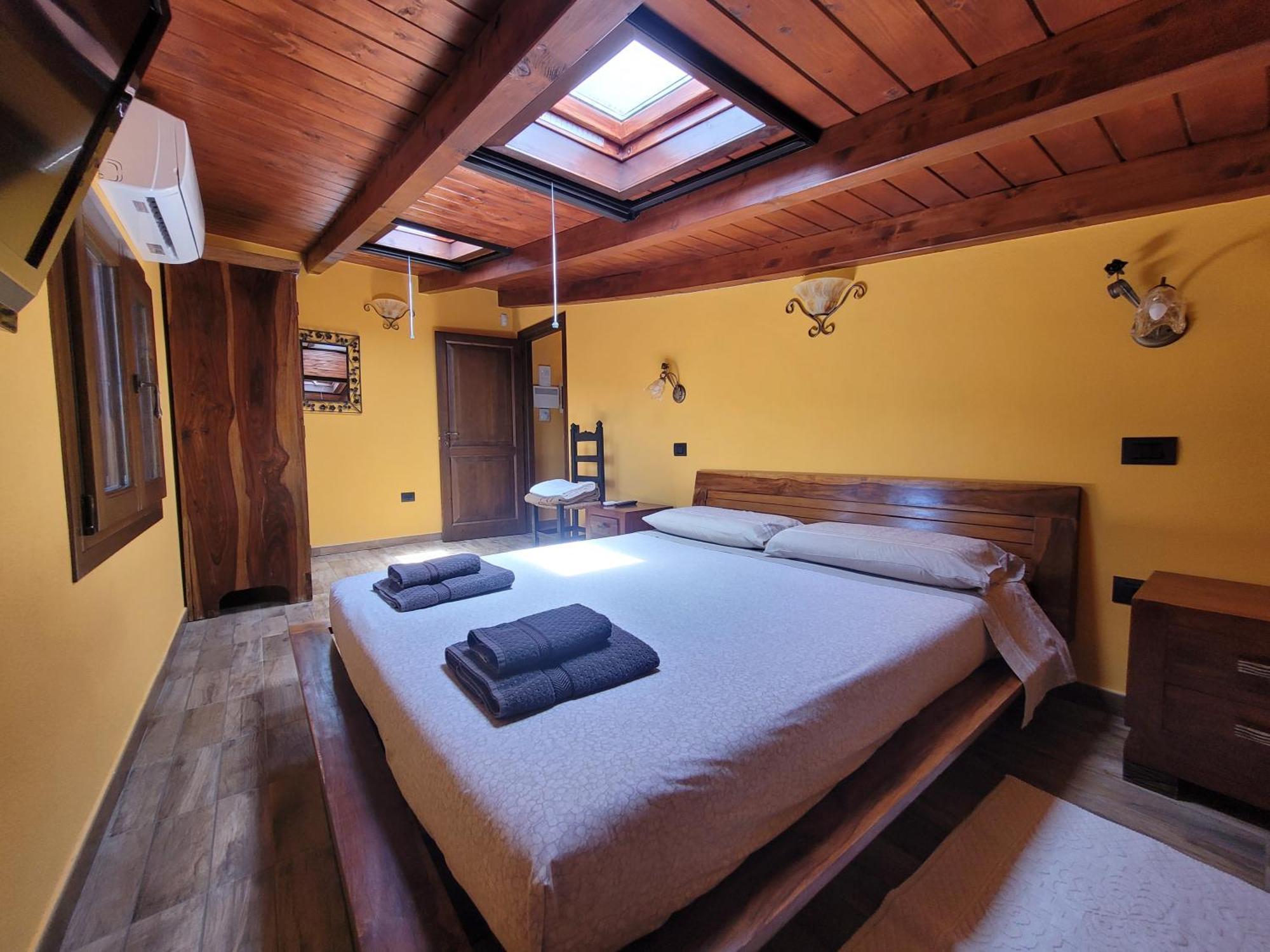 Rifugio Della Pace Piano Terra E Primo Piano Villa Sant Isidoro  Luaran gambar