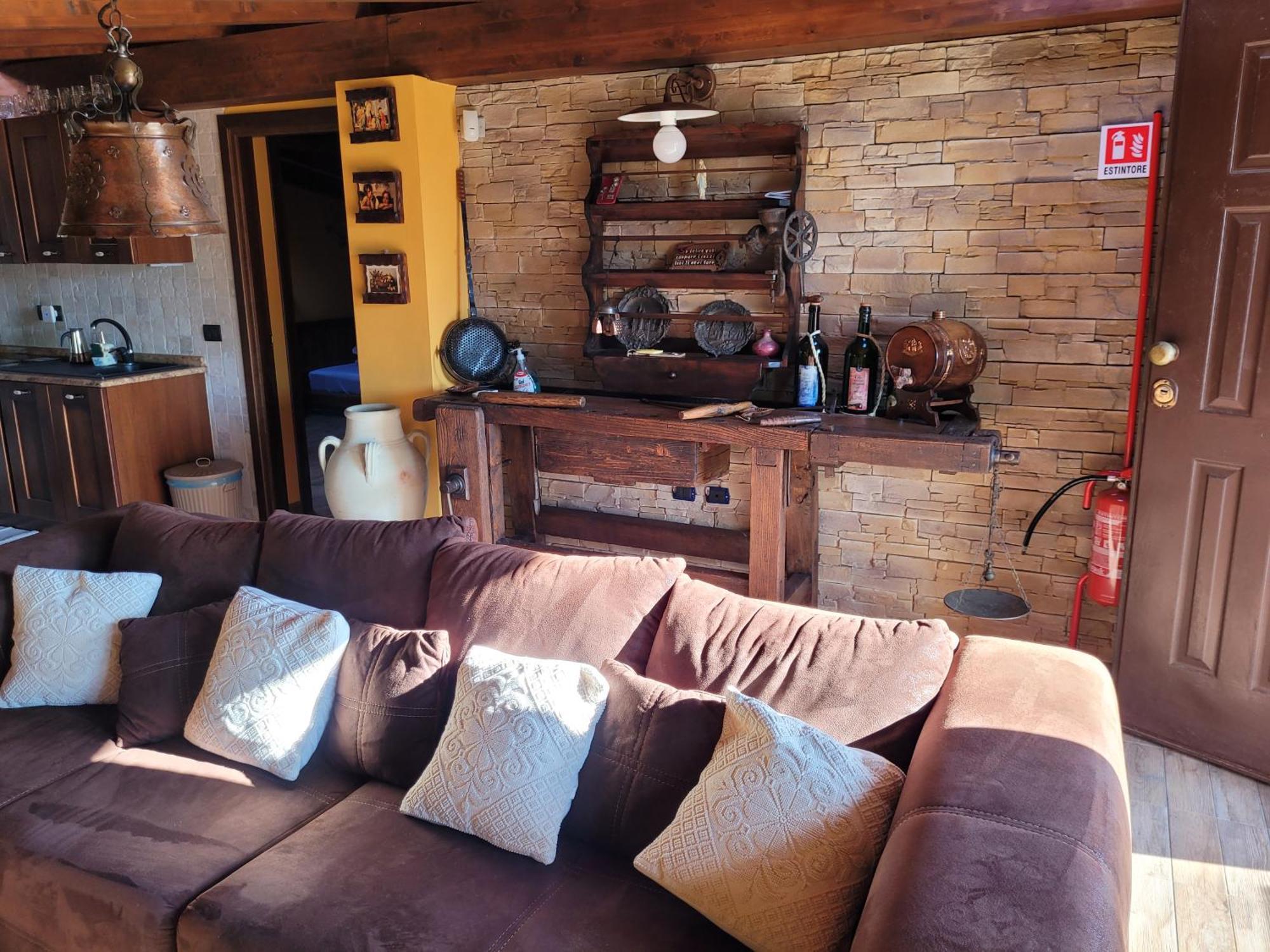 Rifugio Della Pace Piano Terra E Primo Piano Villa Sant Isidoro  Luaran gambar