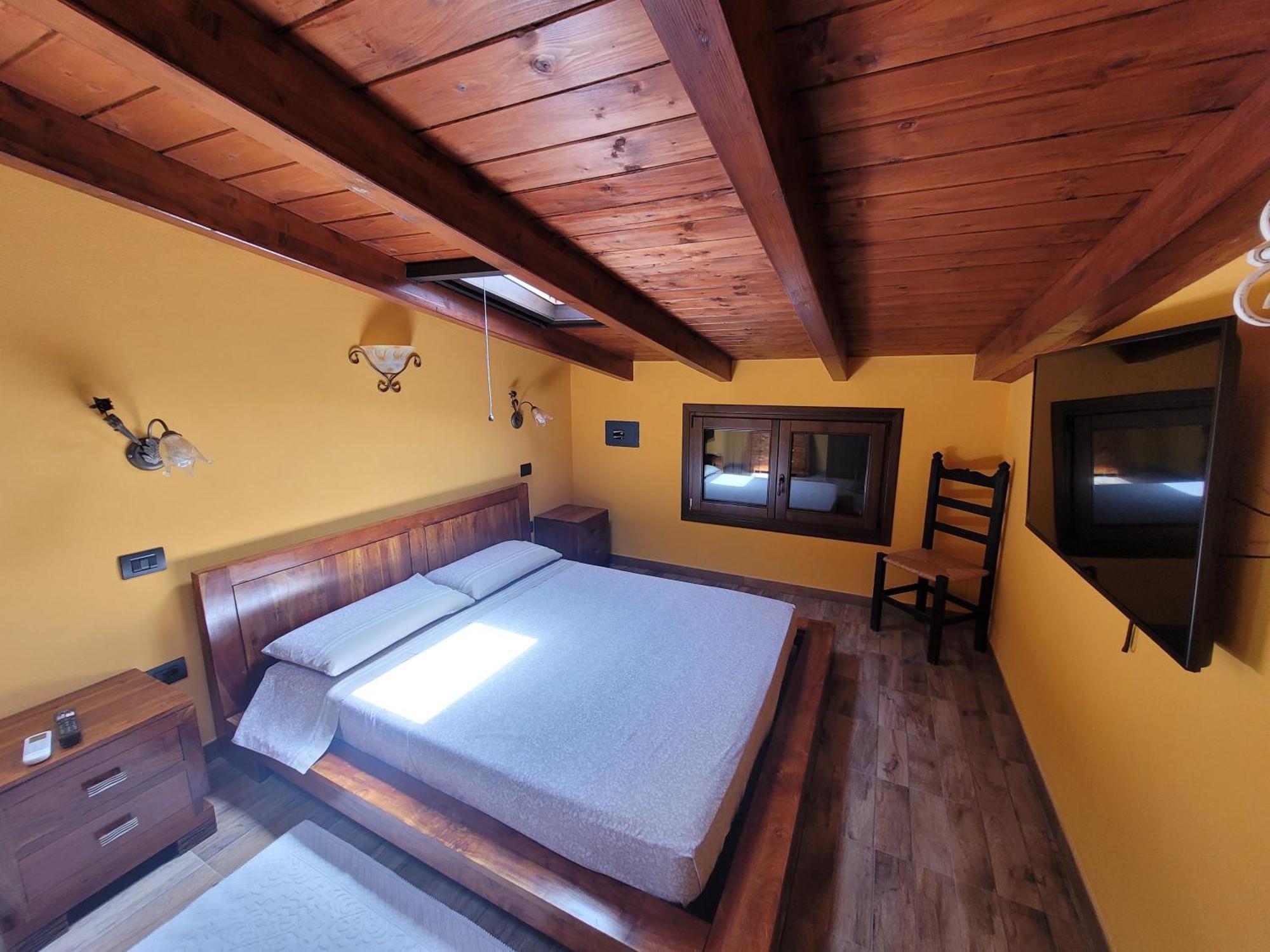 Rifugio Della Pace Piano Terra E Primo Piano Villa Sant Isidoro  Luaran gambar
